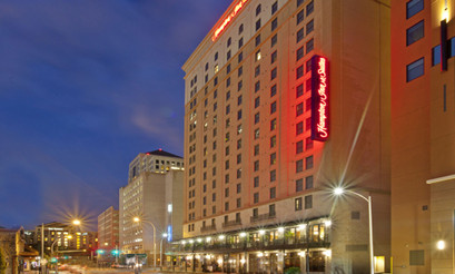 Hampton Inn & Suites - Downtown